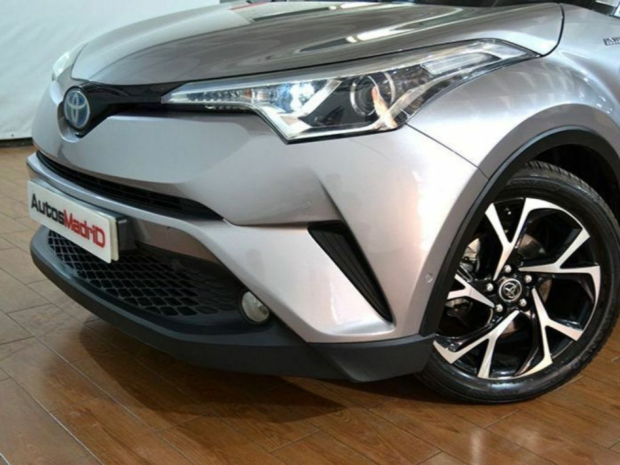 Foto Toyota C-HR 10