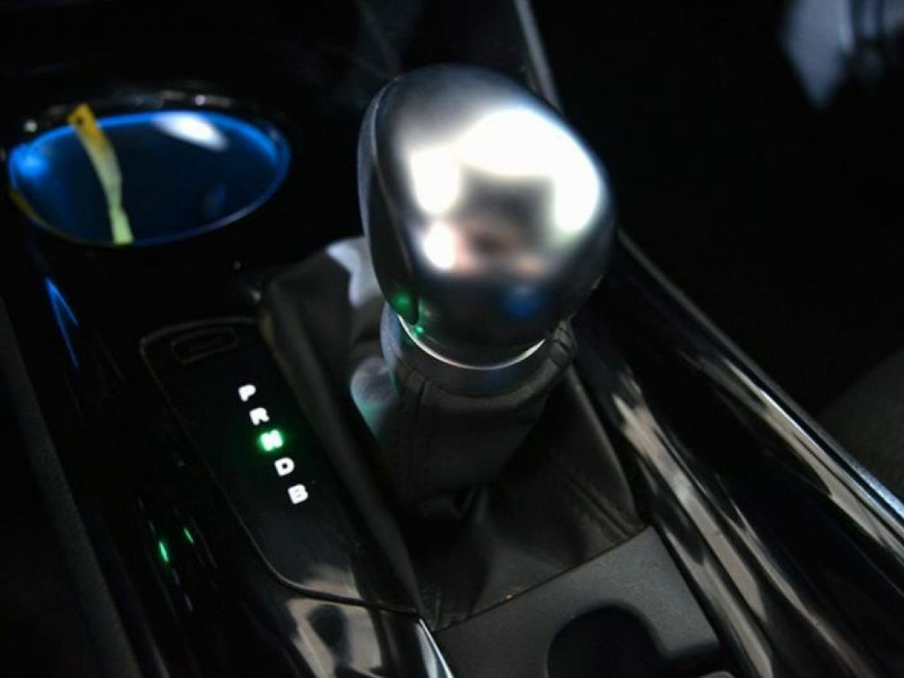 Foto Toyota C-HR 27