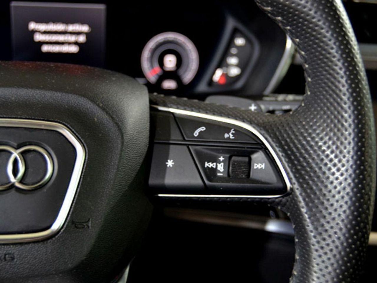 Foto Audi Q3 25