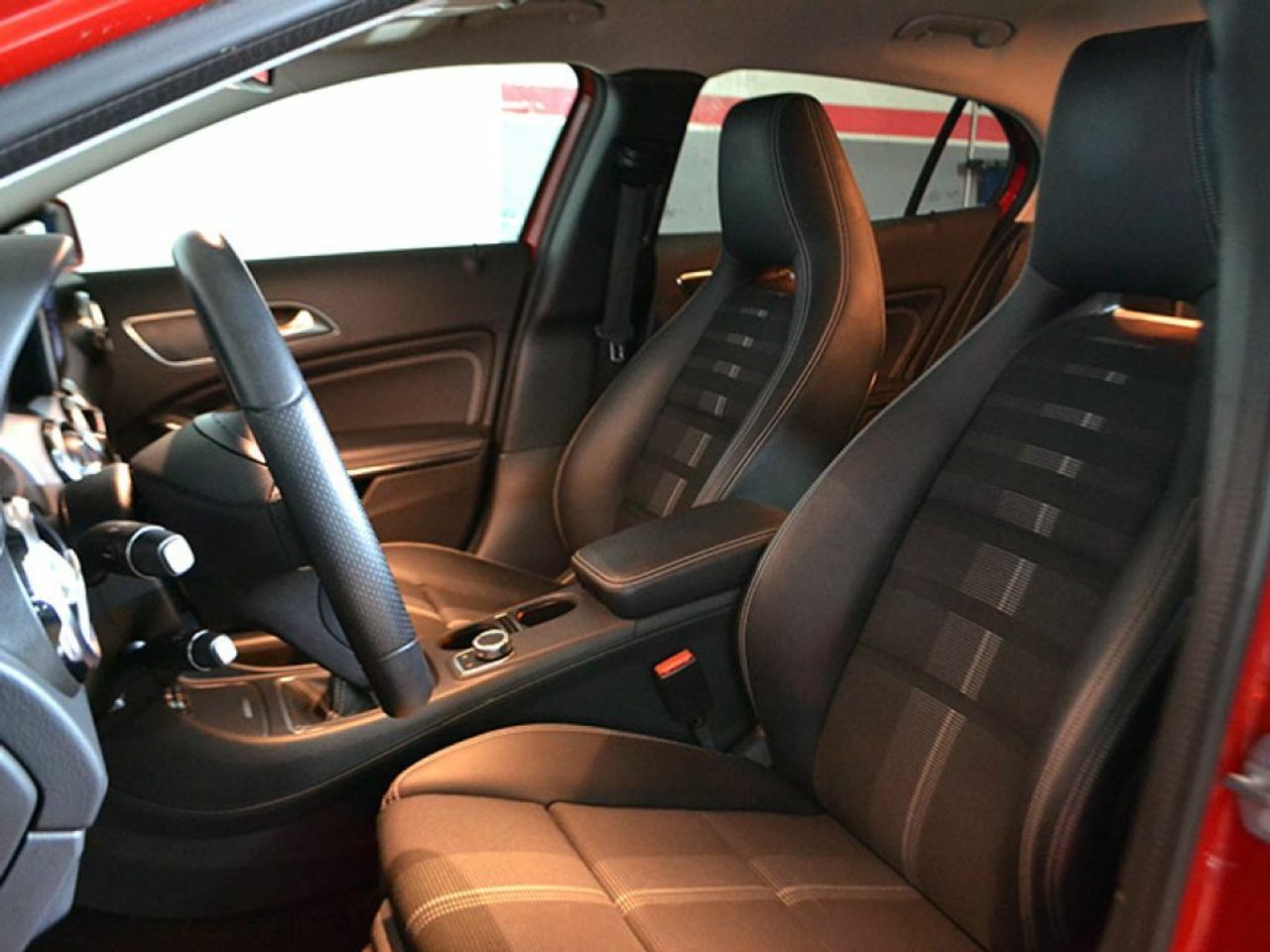Foto Mercedes-Benz Clase GLA 12