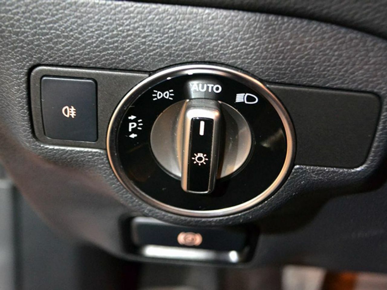 Foto Mercedes-Benz Clase GLA 18