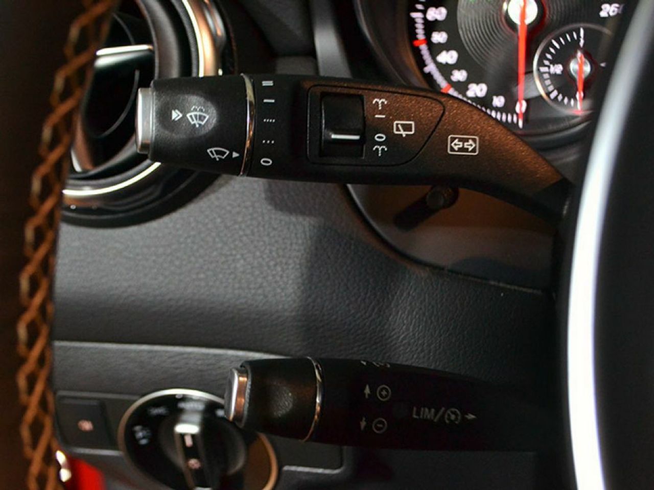 Foto Mercedes-Benz Clase GLA 19