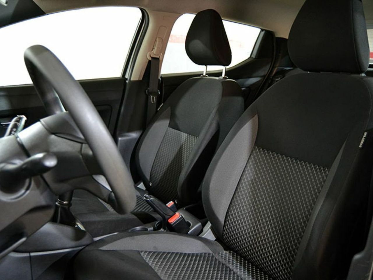 Foto Nissan Micra 10