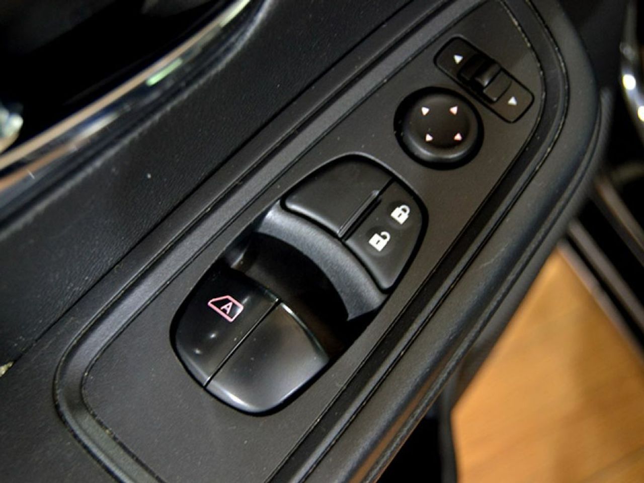 Foto Nissan Micra 12