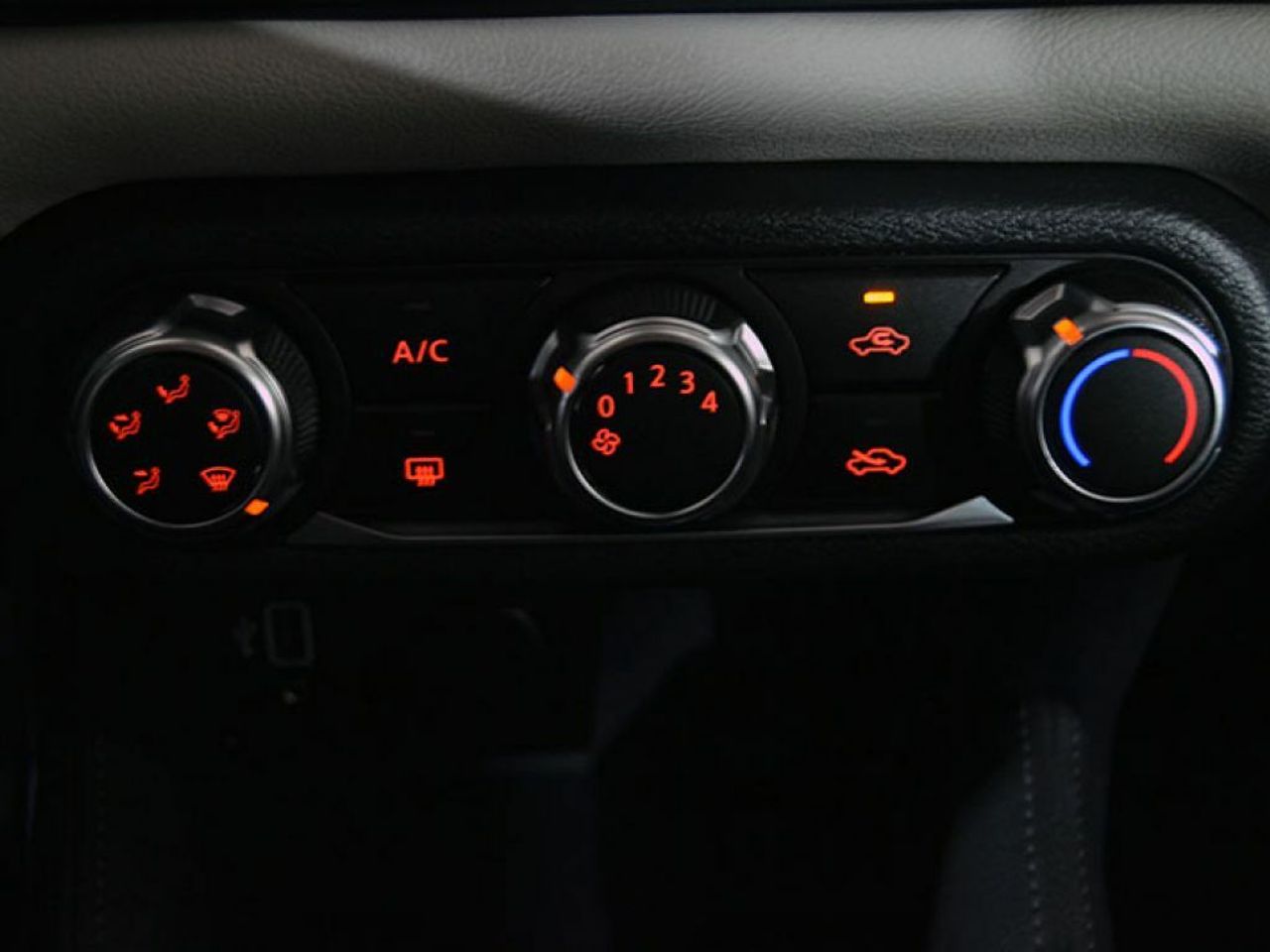 Foto Nissan Micra 23