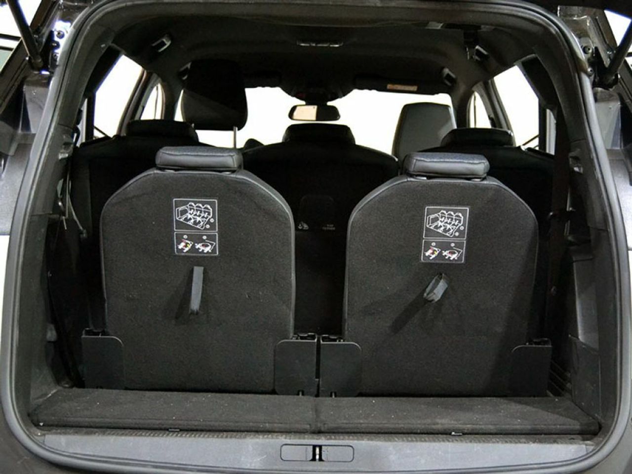 Foto Peugeot 5008 9