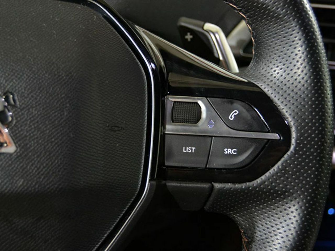 Foto Peugeot 5008 23