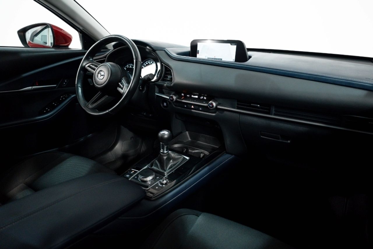 Foto Mazda CX-30 22