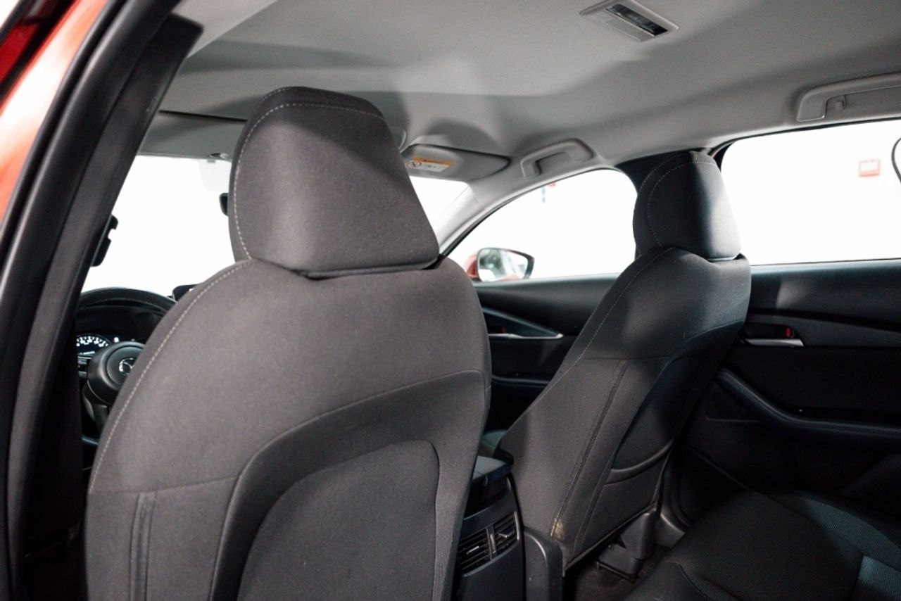Foto Mazda CX-30 26