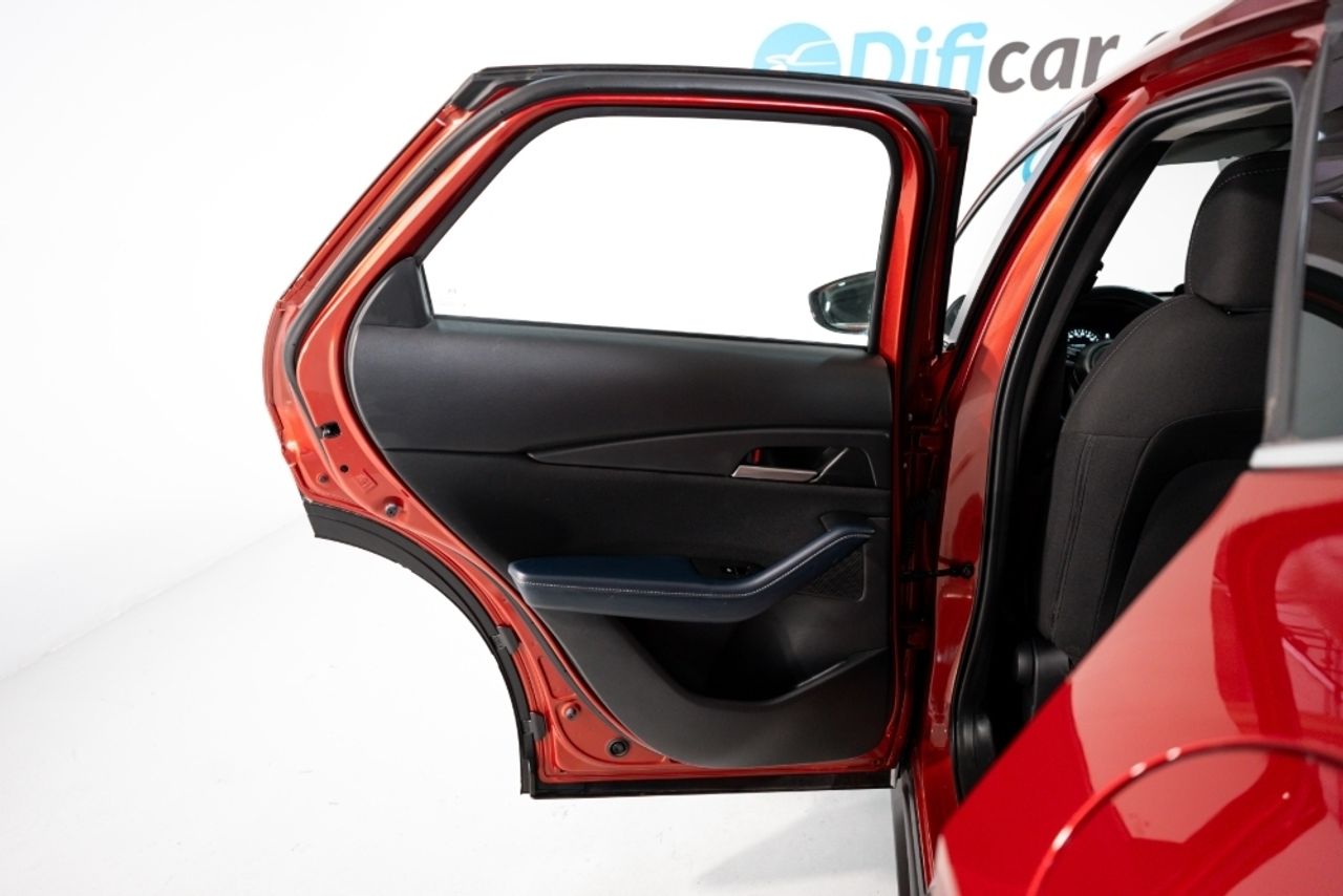 Foto Mazda CX-30 28
