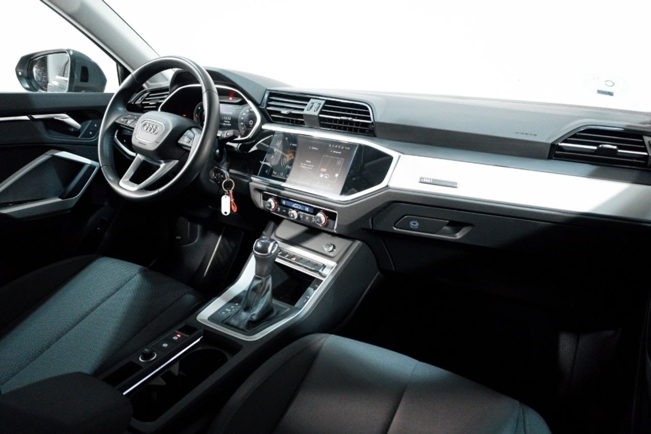 Foto Audi Q3 25