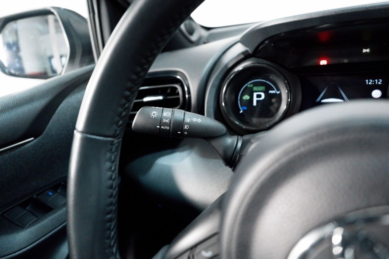 Foto Toyota Yaris 10