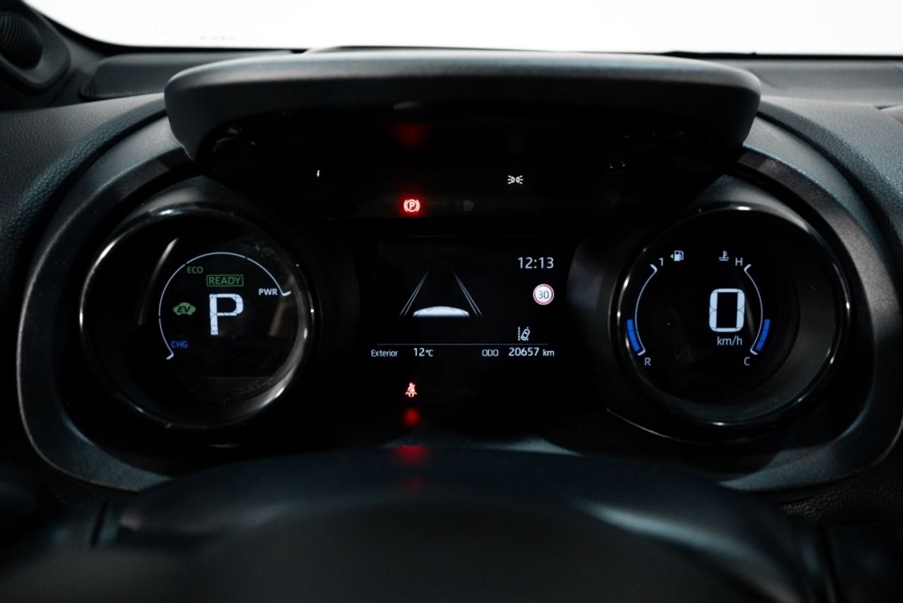 Foto Toyota Yaris 14