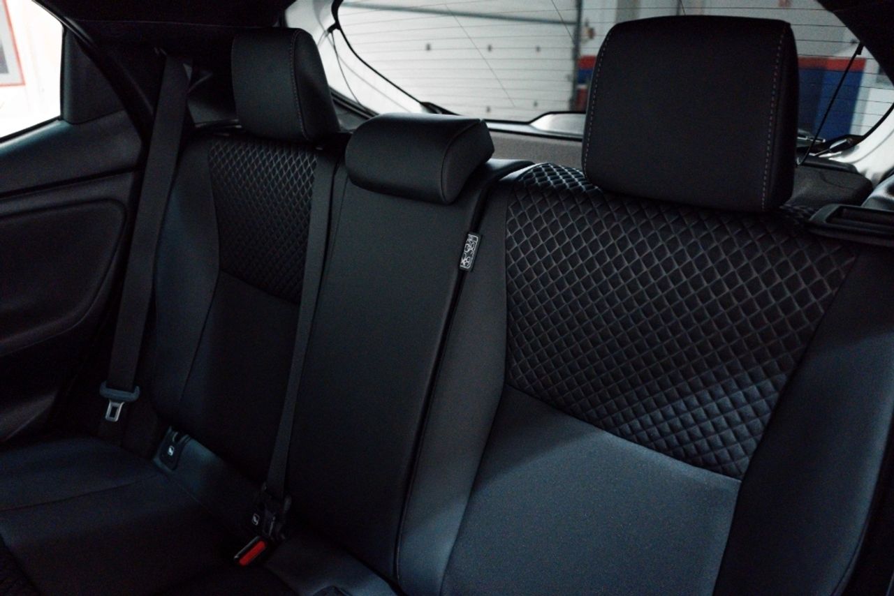 Foto Toyota Yaris 28