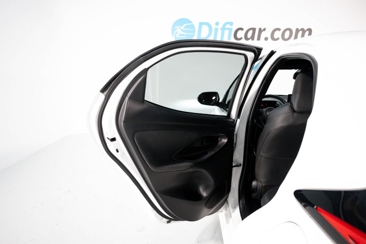 Foto Toyota Yaris 29
