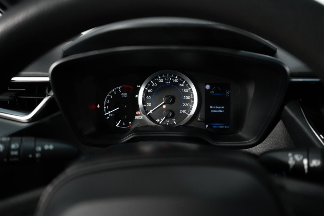Foto Toyota Corolla 14