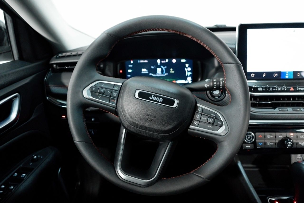 Foto Jeep Compass 25