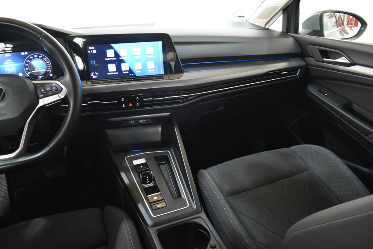 Foto Volkswagen Golf 9