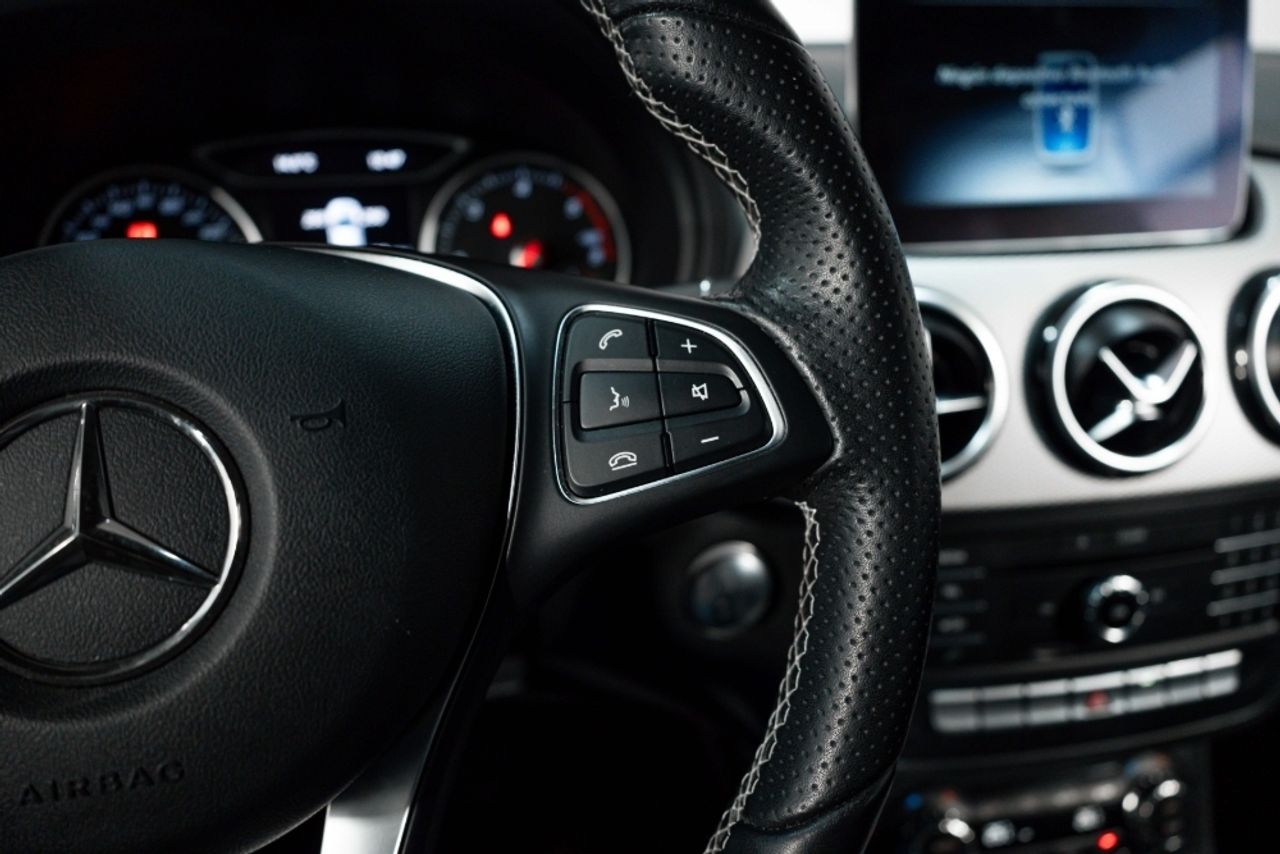 Foto Mercedes-Benz Clase B 16