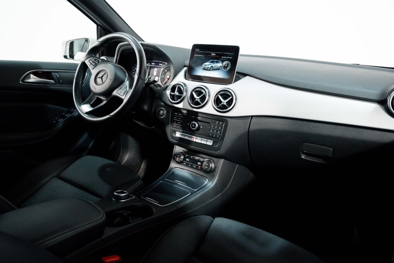 Foto Mercedes-Benz Clase B 23