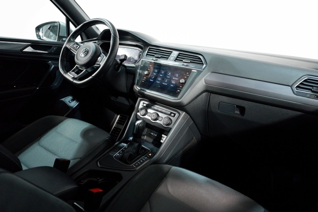Foto Volkswagen Tiguan 24