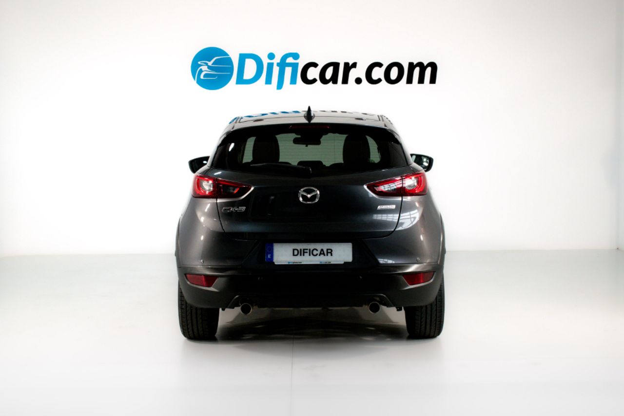 Foto Mazda CX-3 5
