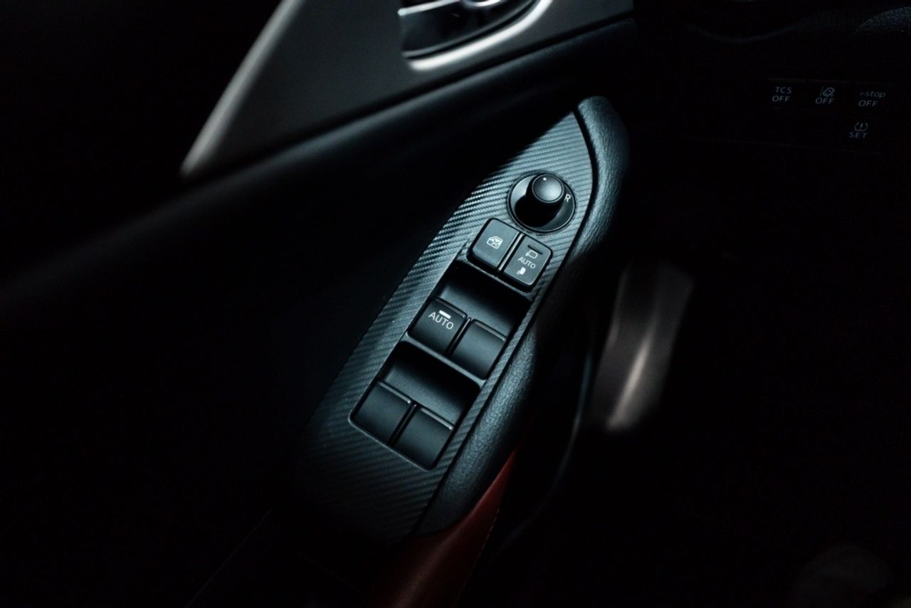Foto Mazda CX-3 12