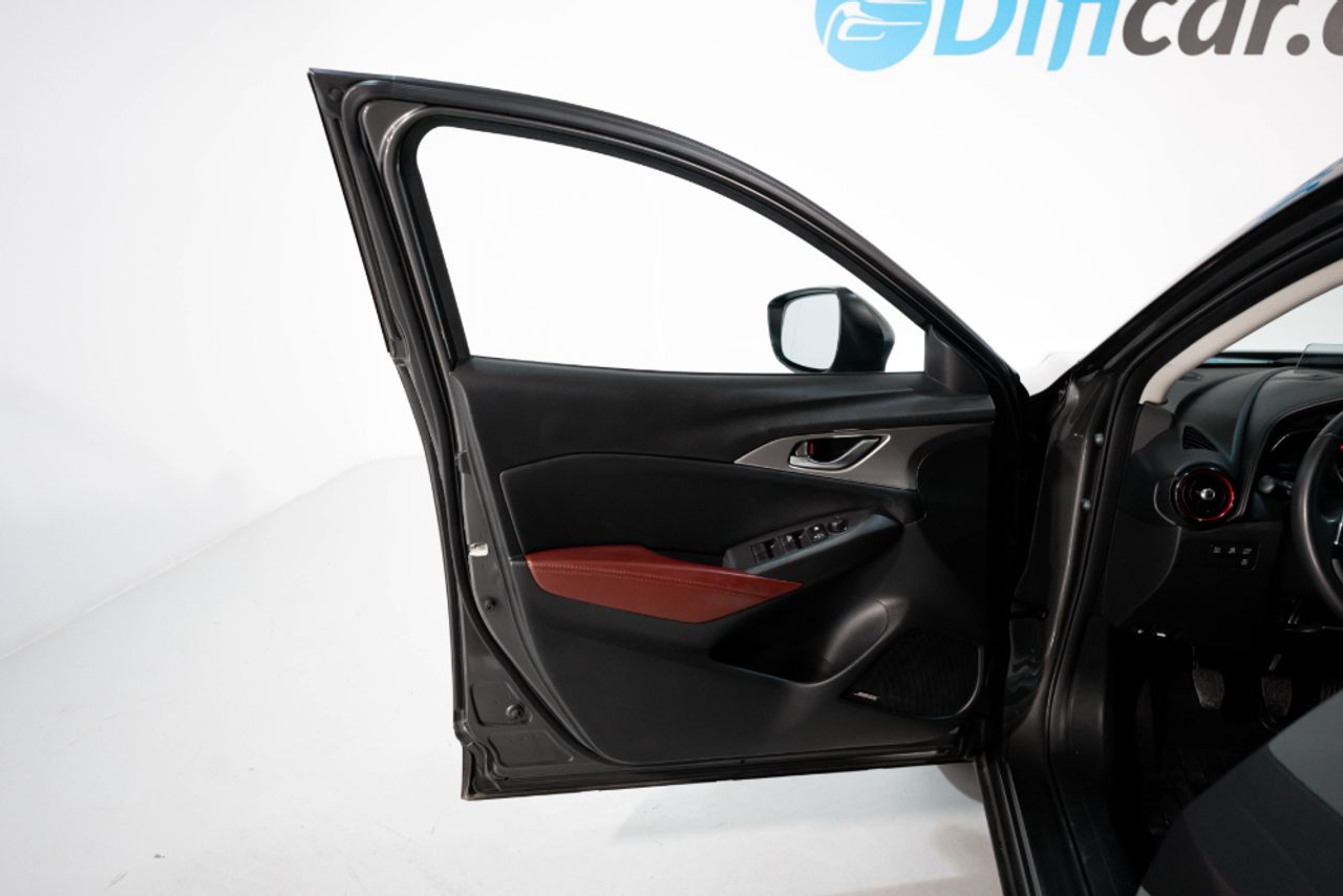 Foto Mazda CX-3 13