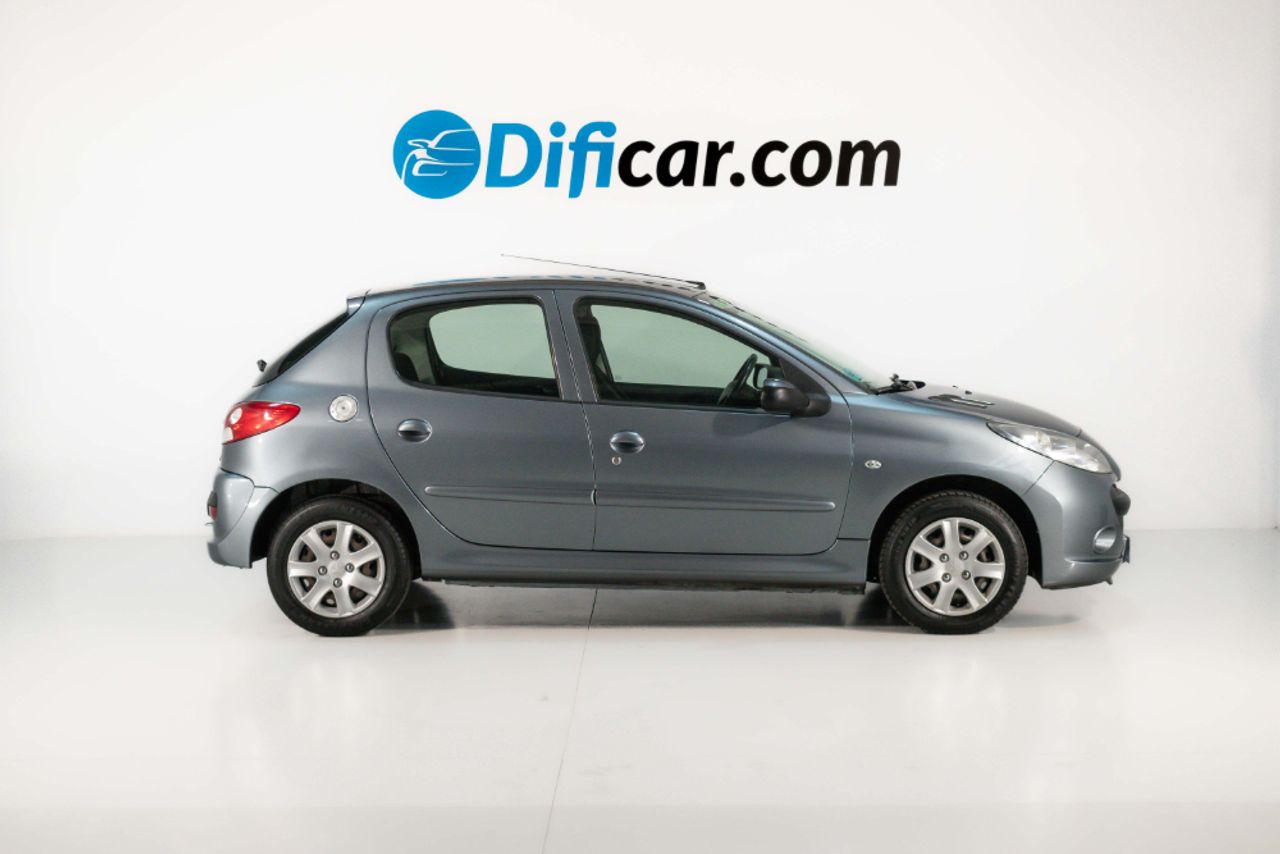 Foto Peugeot 206 + 4