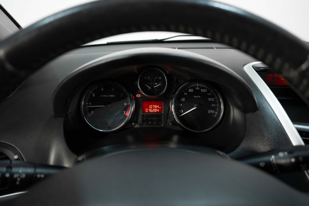 Foto Peugeot 206 + 14