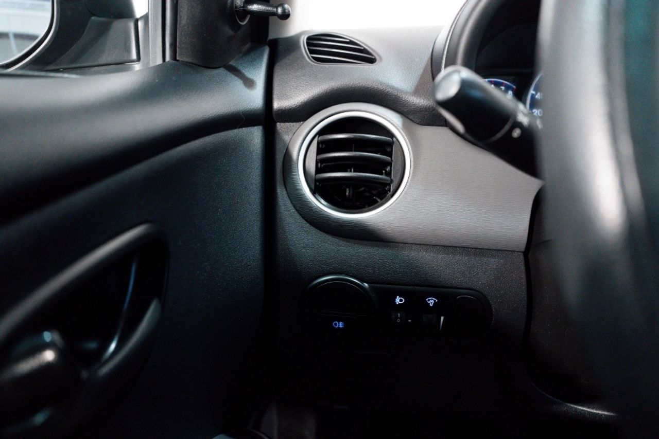 Foto Hyundai i10 10