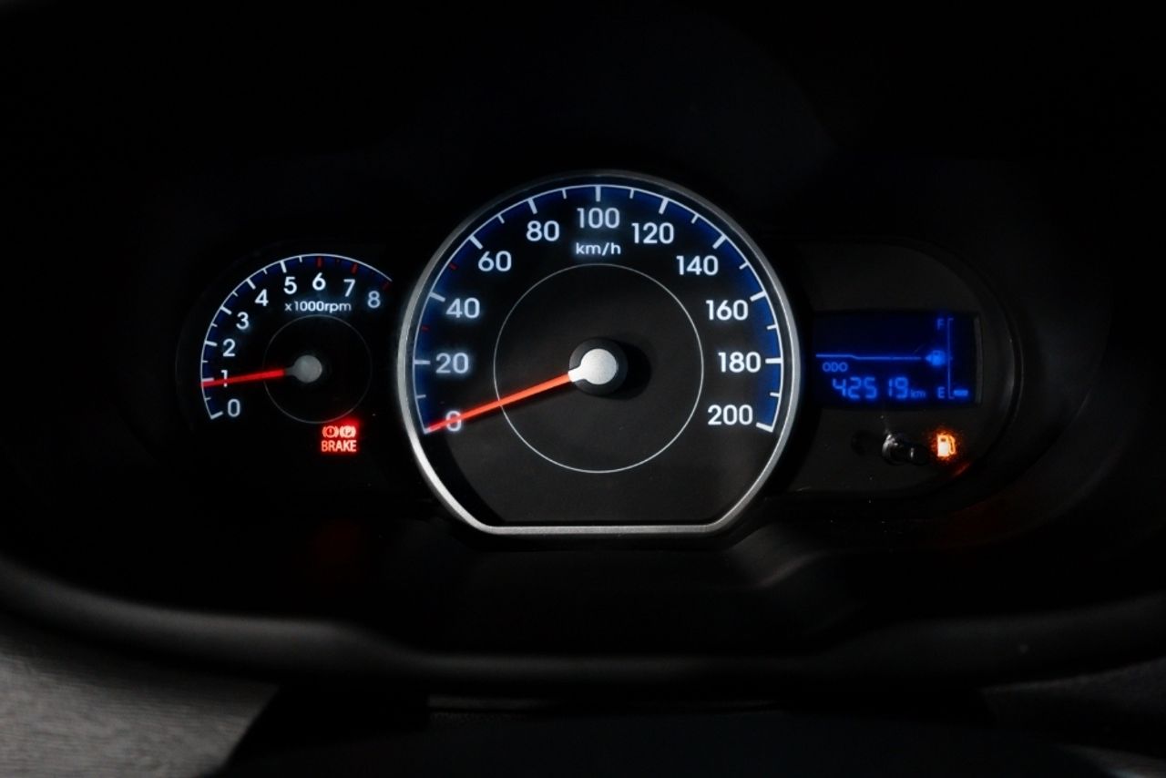 Foto Hyundai i10 13