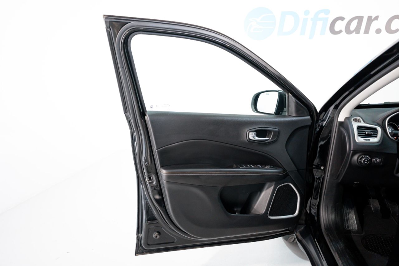 Foto Jeep Compass 13
