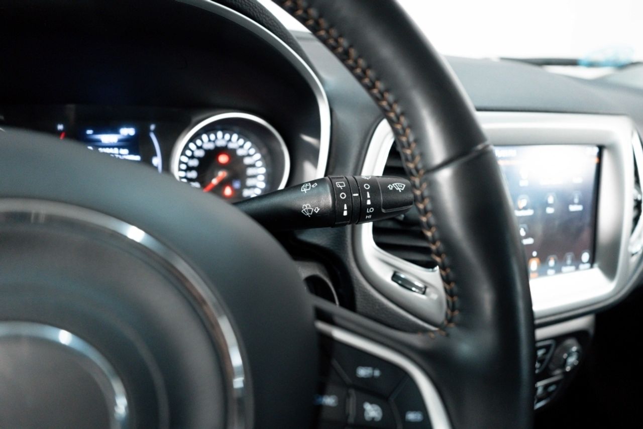 Foto Jeep Compass 17