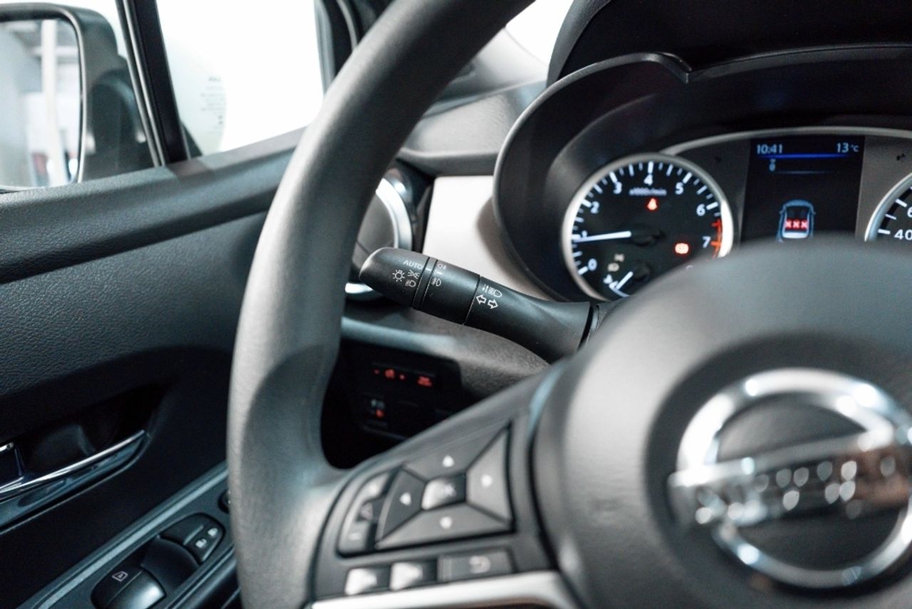 Foto Nissan Micra 10
