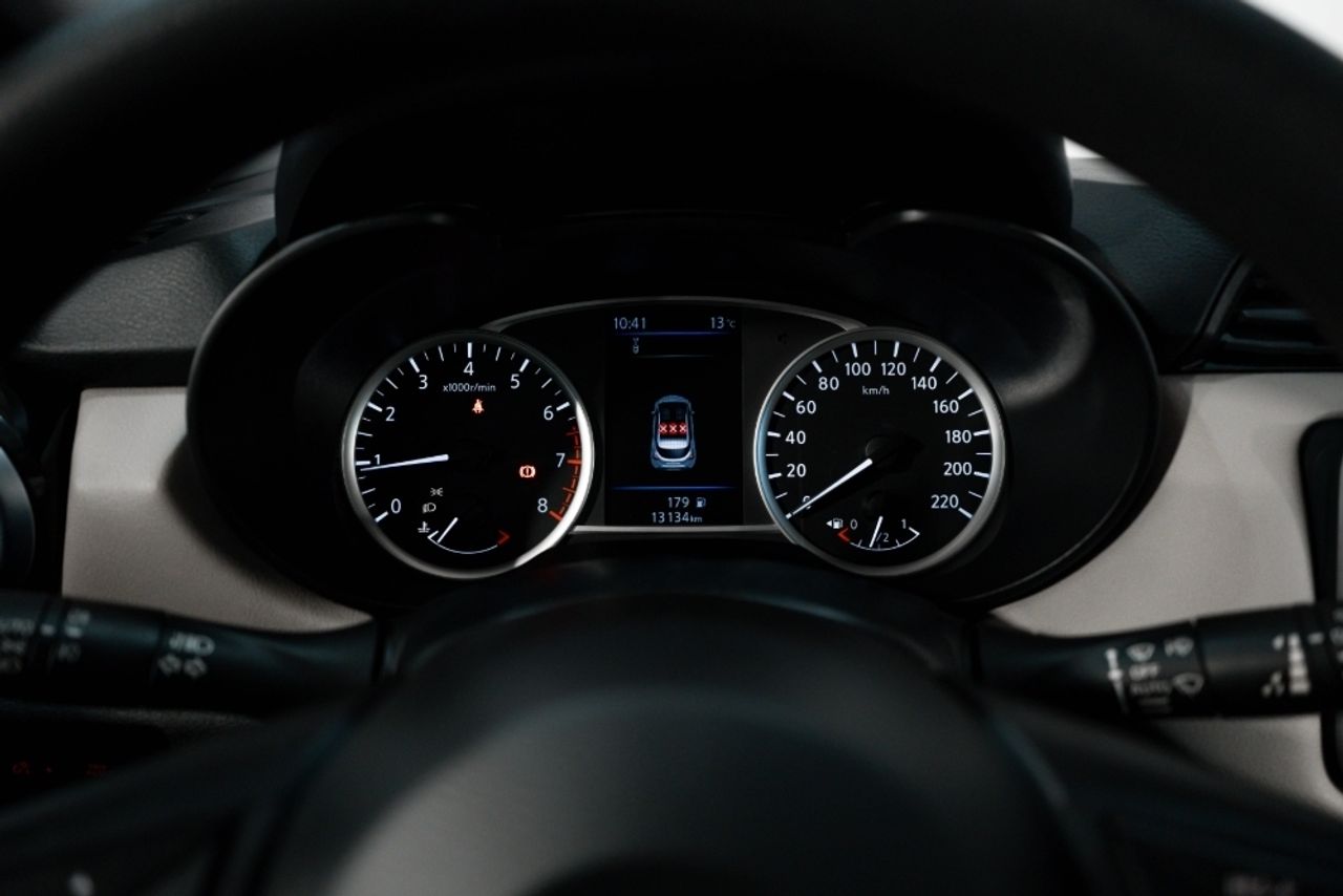 Foto Nissan Micra 15