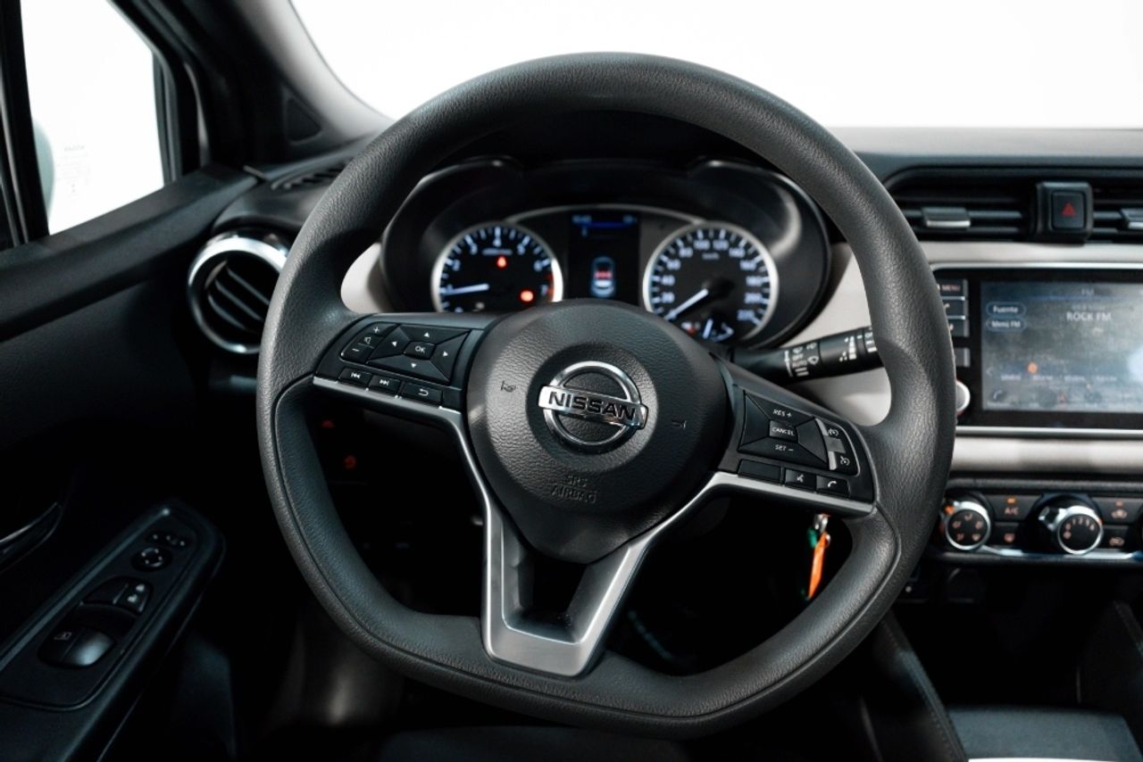 Foto Nissan Micra 24