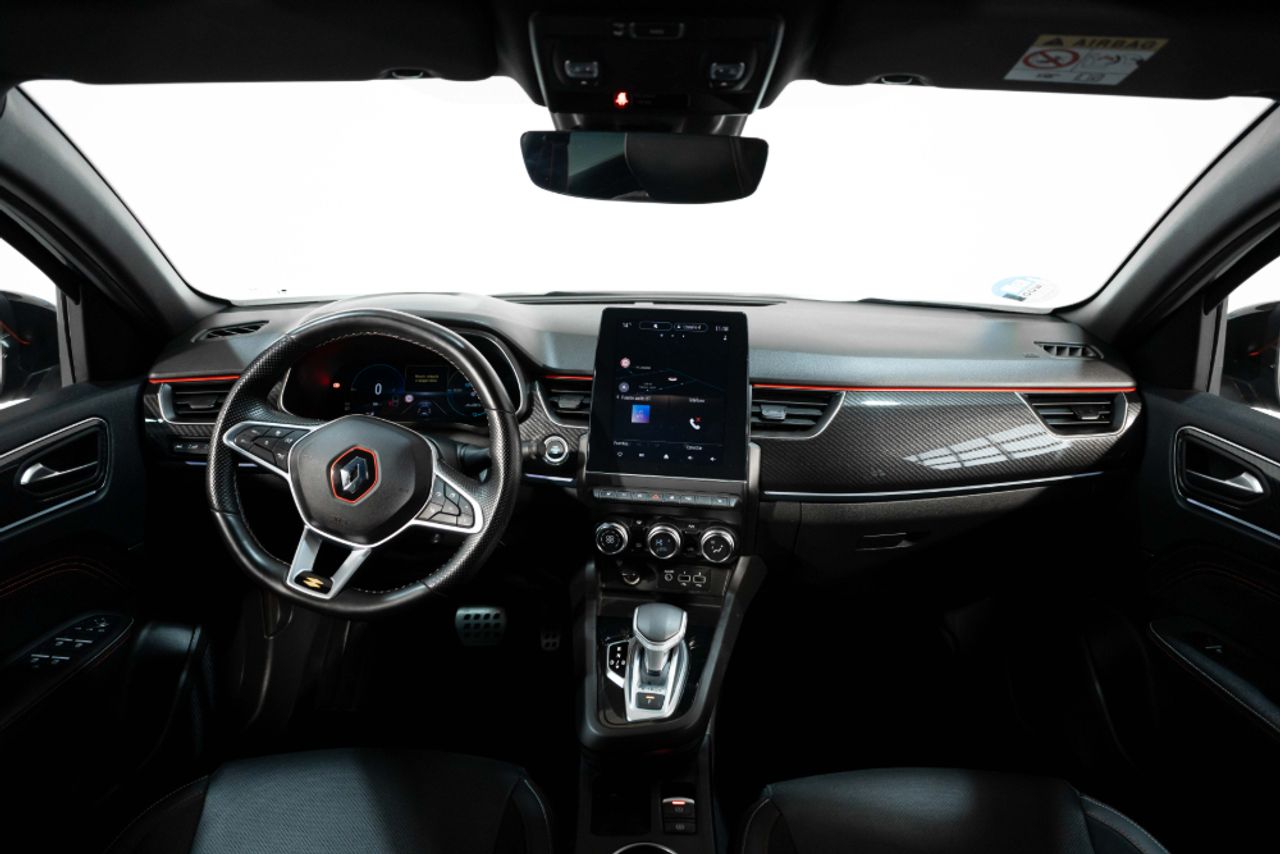 Foto Renault Arkana 24