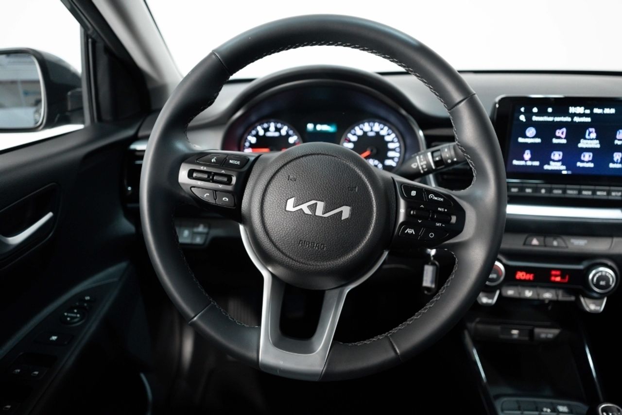 Foto Kia Stonic 24