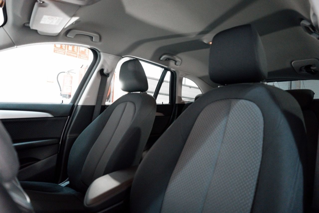 Foto BMW X1 8
