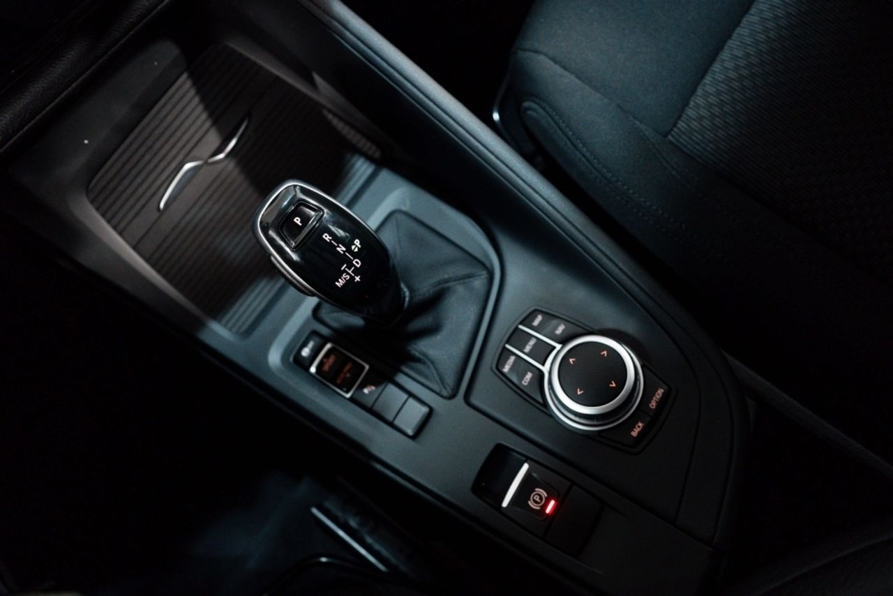 Foto BMW X1 20