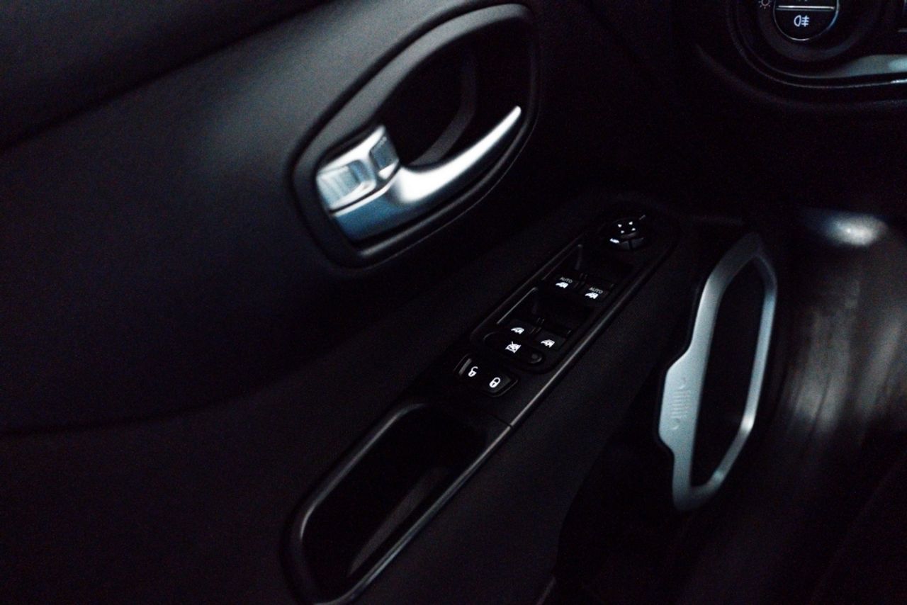 Foto Jeep Renegade 12