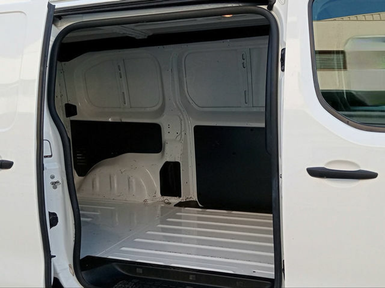 Foto Opel Vivaro 4