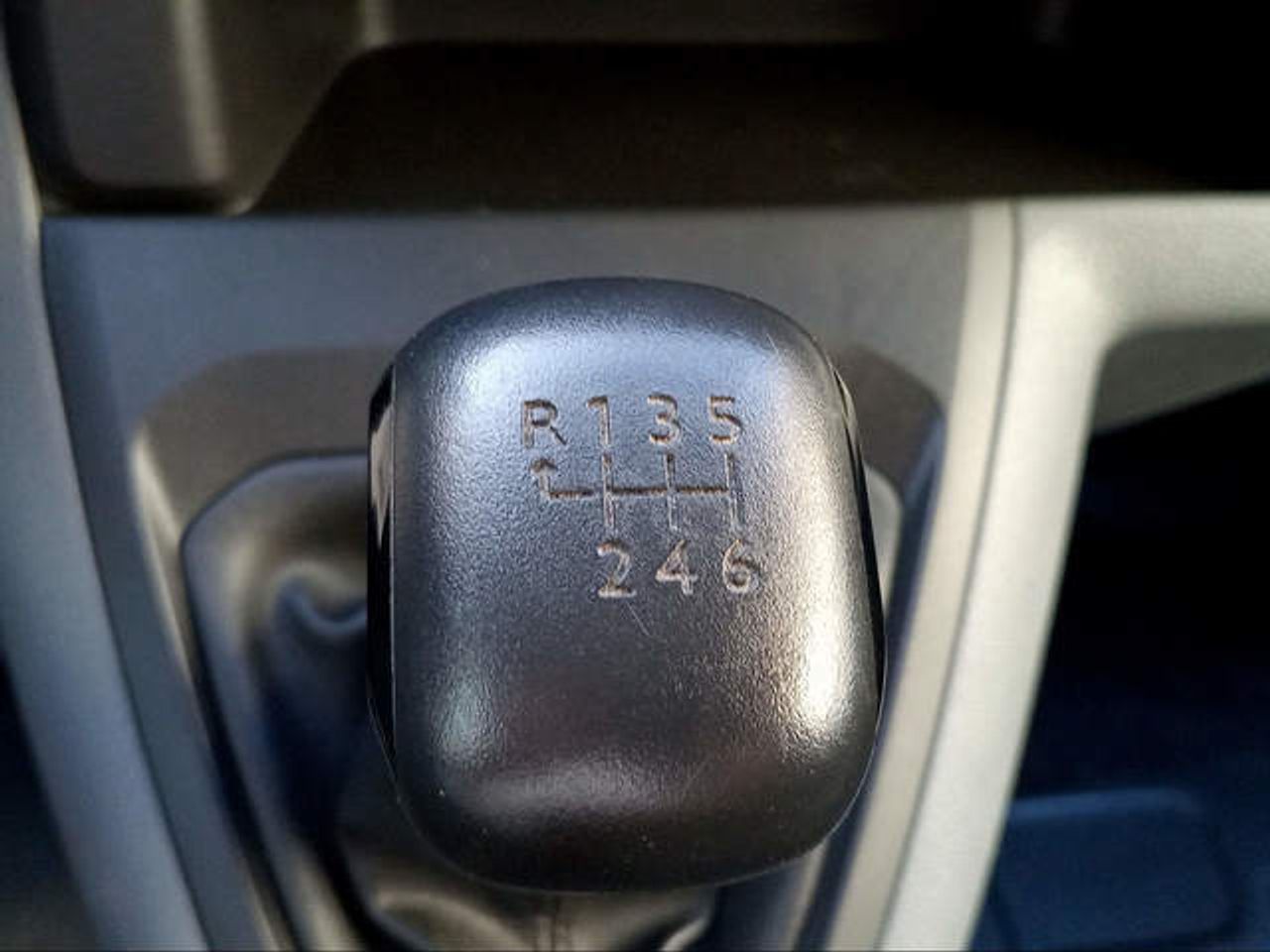 Foto Opel Vivaro 15