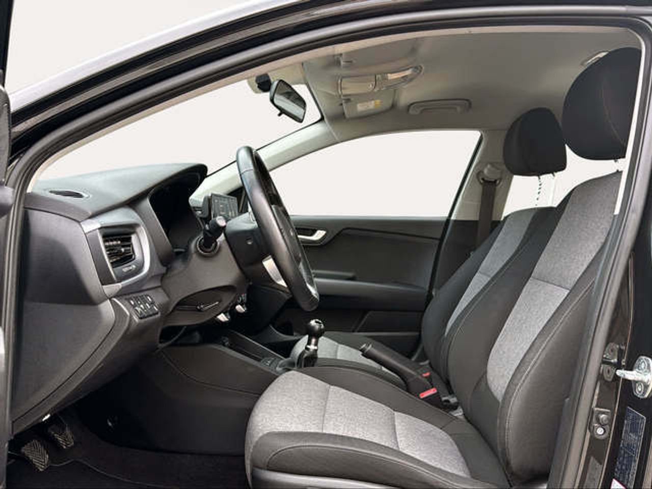 Foto Kia Stonic 7