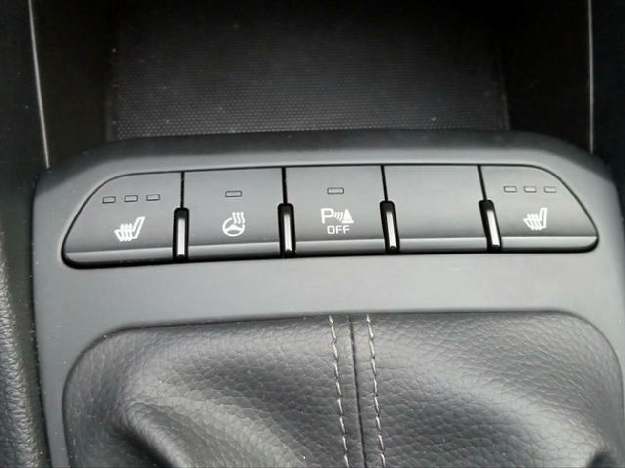 Foto Kia Stonic 20