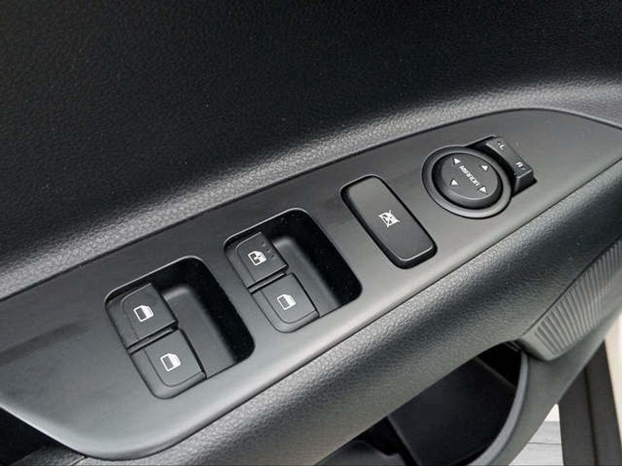 Foto Kia Stonic 22