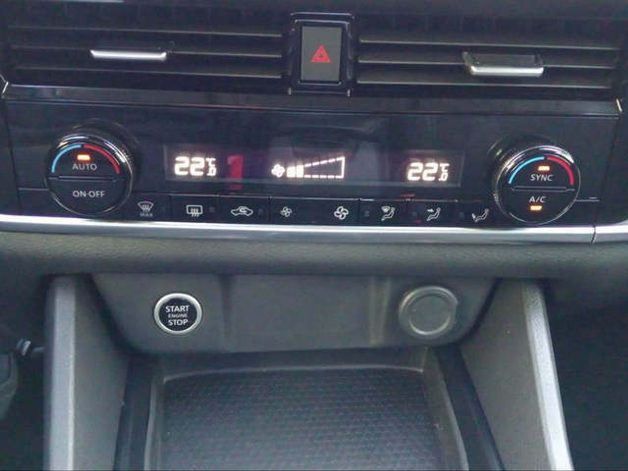 Foto Nissan Qashqai 25