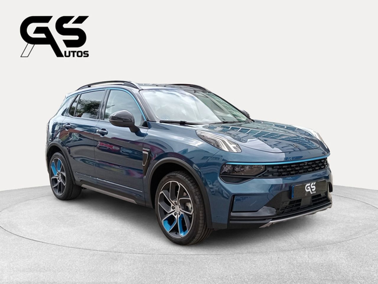 Foto LYNK&CO 01 3
