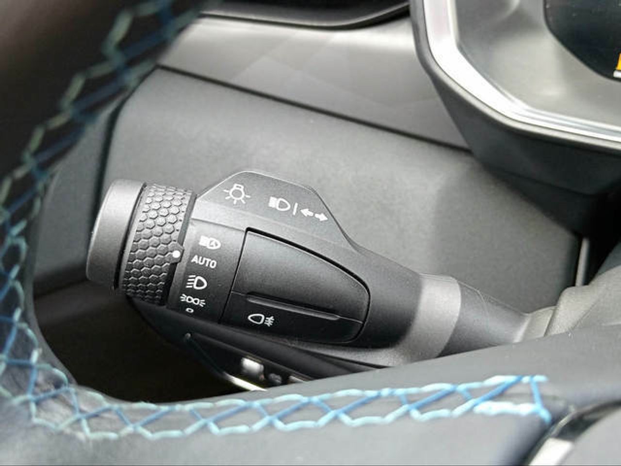 Foto LYNK&CO 01 19